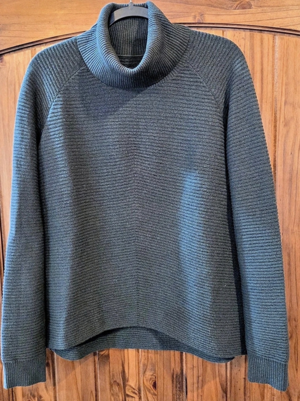 KÜHL Merino Wool Solace Turtleneck Green Size Large Like New